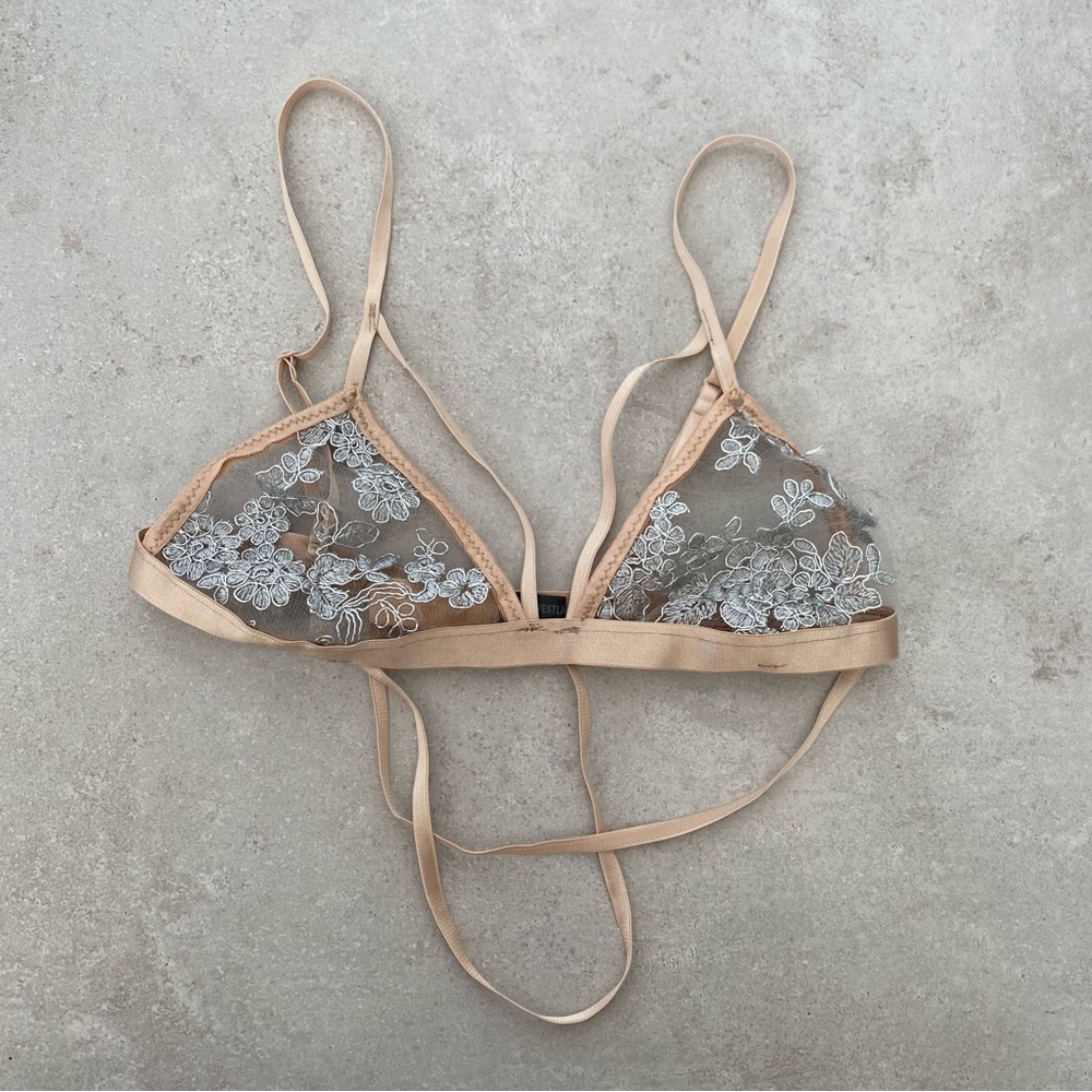 Lace bra